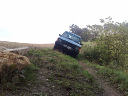 Landrover Discovery 200TDI negotiating a Steep incline